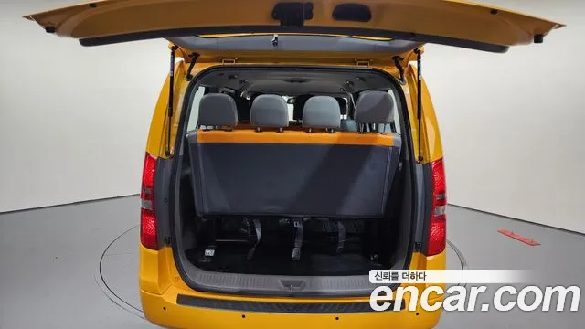 Hyundai The New Grand Starex 2019 Желтый из Кореи, фото 2