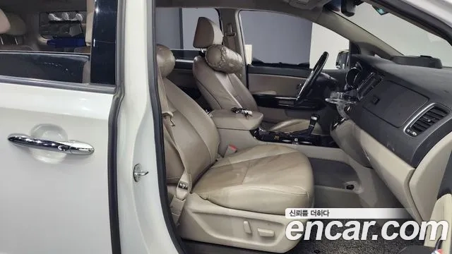 Kia The New Carnival 2018 Белый из Кореи, фото 2