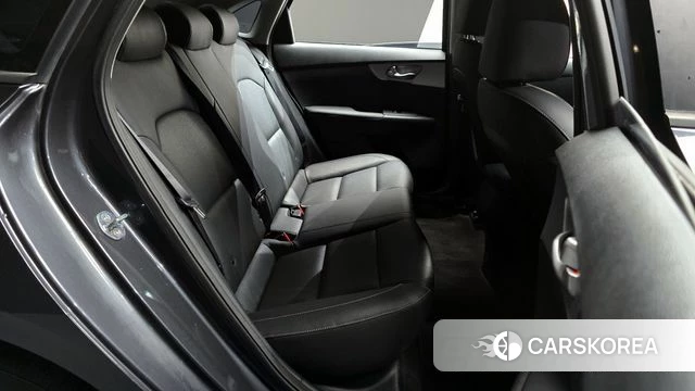 Kia The New K3 2nd generation 2021 Серый из Кореи, фото 2