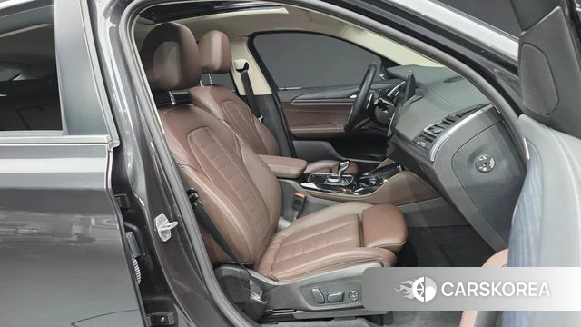 BMW X4 (G02) 2024 Серый из Кореи, фото 2