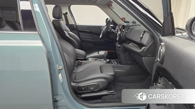 Mini Cooper Countryman 2022 Цвет галактики из Кореи, фото 2