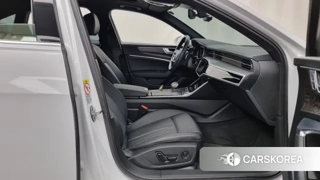 Audi A6 (C8) 2022 Белый из Кореи, фото 2