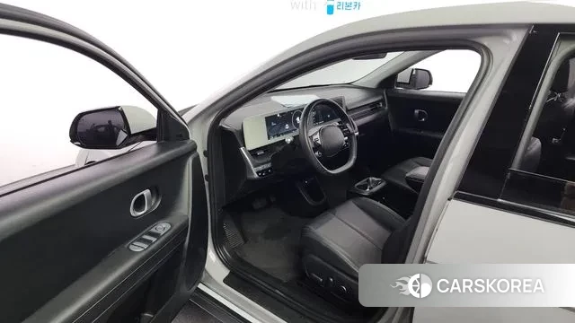 Hyundai Ionic 5 2021 Серебристо-серый из Кореи, фото 2