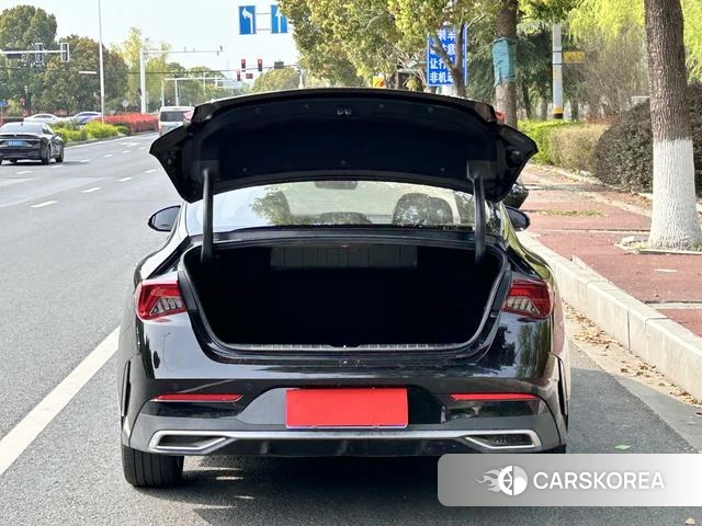 Kia K5 2020 Черный из Китая, фото 2