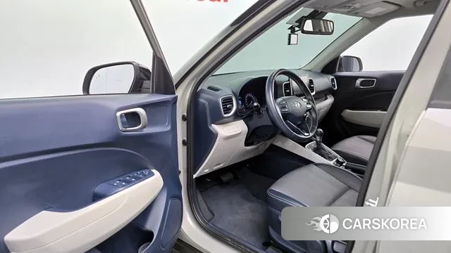 Hyundai Venue 2020 Серебристо-серый из Кореи, фото 2