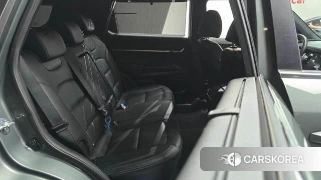 Ssangyong Torres 2022 Зеленый из Кореи, фото 2