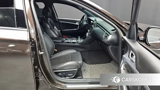 Genesis G70 2019 Коричневый из Кореи, фото 2