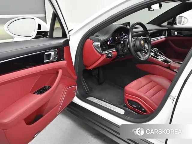 Porsche Panamera (971) 2023 Белый из Кореи, фото 2