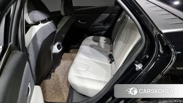 Hyundai Avante (CN7) 2021 Черный из Кореи, фото 2