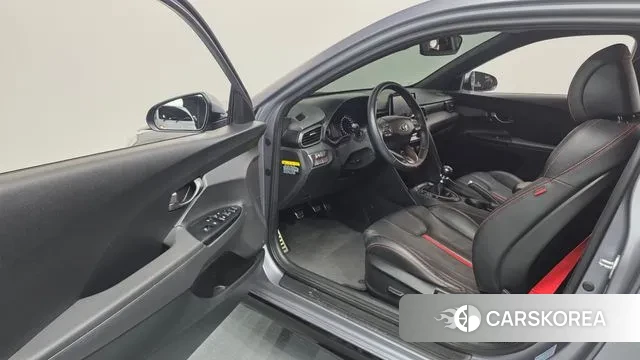 Hyundai Veloster (JS) 2019 Серебряный из Кореи, фото 2