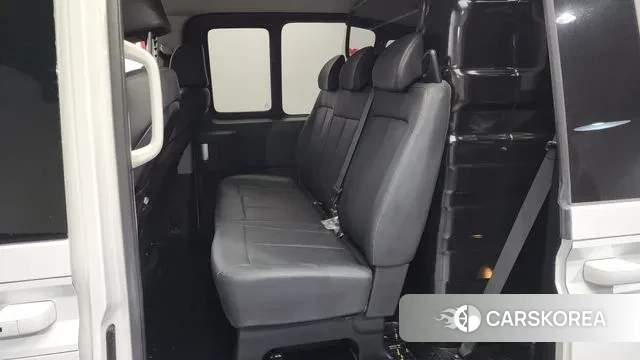 Hyundai Staria 2024 Белый из Кореи, фото 2