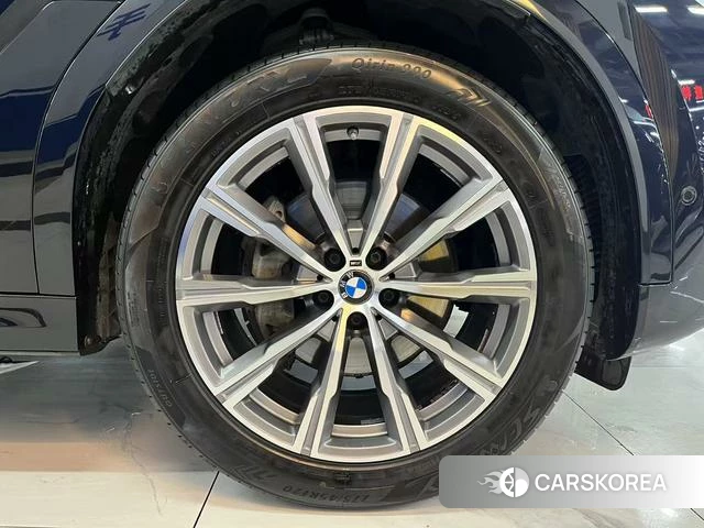 BMW X6 2021 Черный из Китая, фото 2