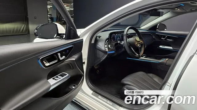 Mercedes-Benz E-Class W214 2024 Белый из Кореи, фото 2