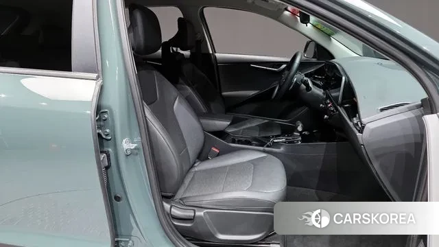 Kia Di Ol Nu Niro 2022 Светло-зеленый из Кореи, фото 2