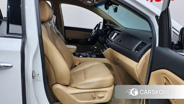 Kia The New Carnival 2018 Белый из Кореи, фото 2