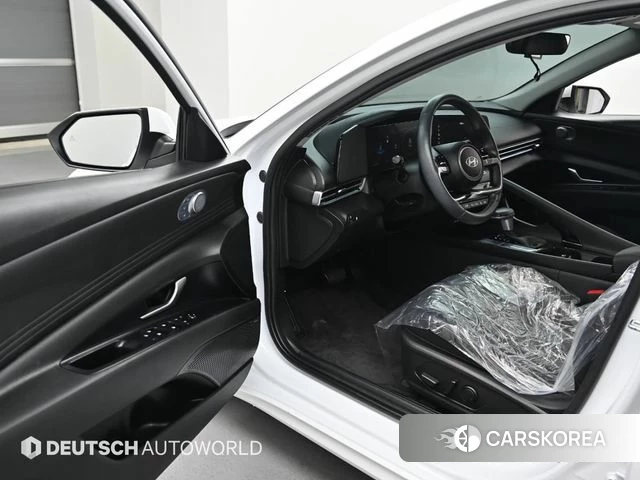 Hyundai The New Avante (CN7) 2025 Белый из Кореи, фото 2