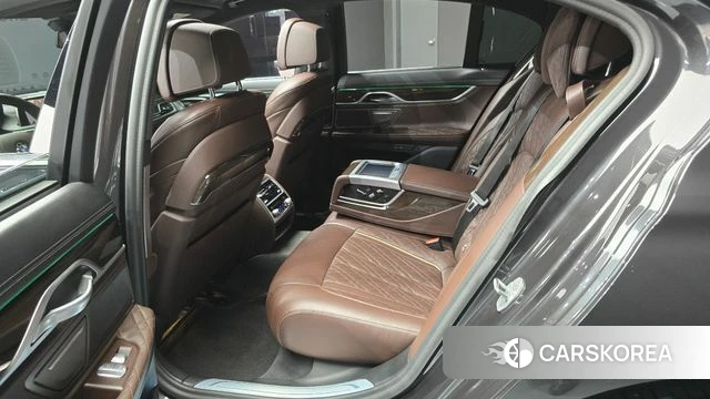 BMW 7 Series (G11) 2020 Серый из Кореи, фото 2