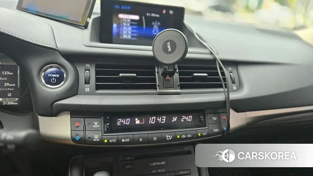 Lexus CT200h 2020 Серый из Кореи, фото 2