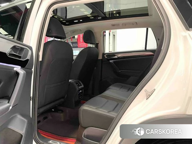 Volkswagen Tanyue 2022 Белый из Китая, фото 2