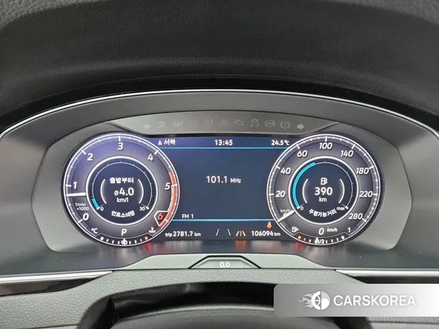 Volkswagen Arteon 2019 Серебристо-серый из Кореи, фото 2