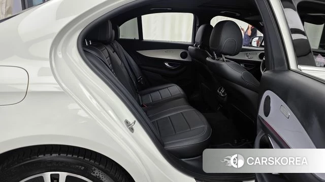 Mercedes-Benz E-Class W213 2021 Белый из Кореи, фото 2