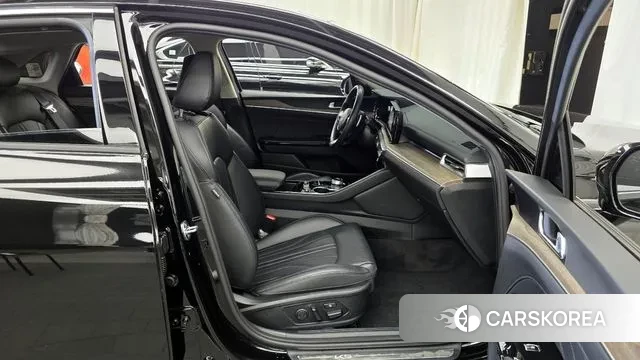 Kia K5 3rd generation 2022 Черный из Кореи, фото 2