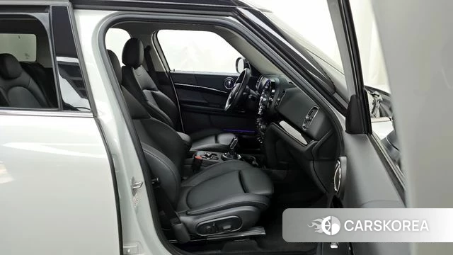 Mini Cooper D Countryman 2022 Серебряный из Кореи, фото 2