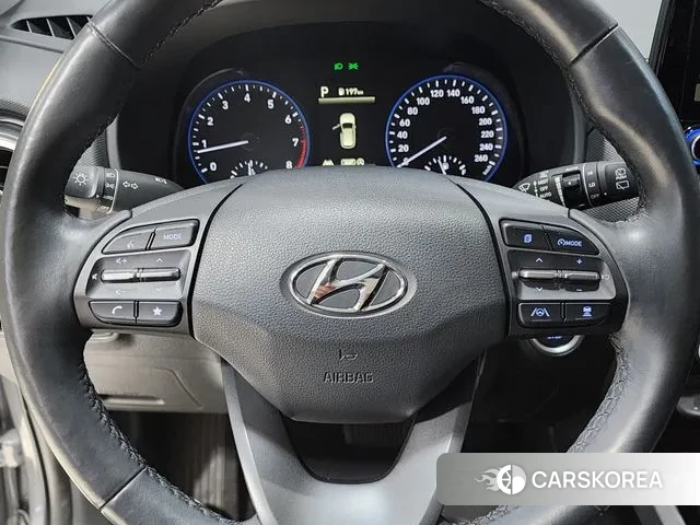 Hyundai The New Kona 2021 Светло-серебряный цвет из Кореи, фото 2