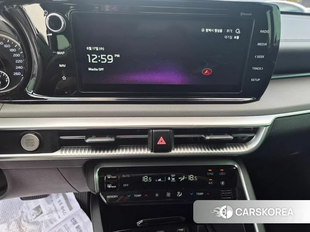 Kia K5 3rd generation 2022 Черный из Кореи, фото 2