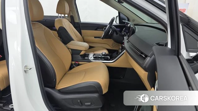 Kia Carnival 4th generation 2023 Белый из Кореи, фото 2