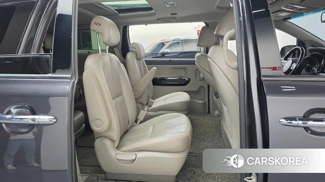 Kia The New Carnival 2018 Серый из Кореи, фото 2