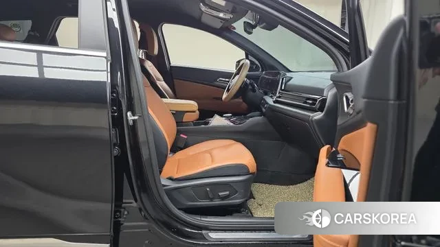 Kia Sportage 5th Generation 2023 Черный из Кореи, фото 2