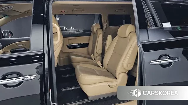 Kia The New Carnival 2019 Черный из Кореи, фото 2