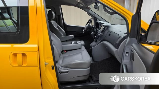 Hyundai The New Grand Starex 2019 Желтый из Кореи, фото 2