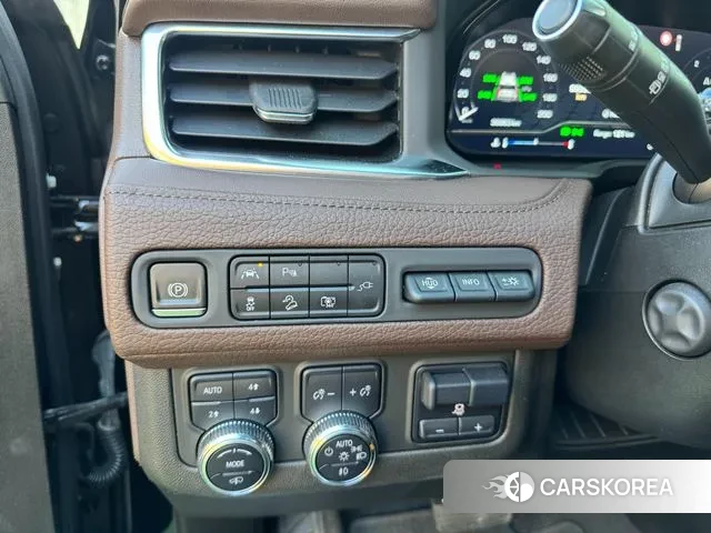 GMC Yukon 2022 Черный из Кореи, фото 2