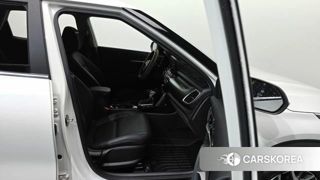 Kia Seltos 2021 Белый из Кореи, фото 2