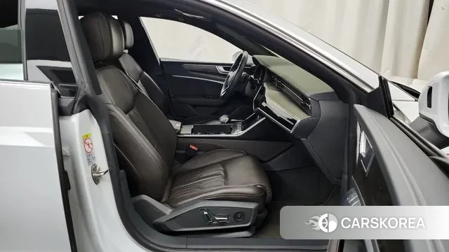 Audi A7 (4K) 2020 Белый из Кореи, фото 2