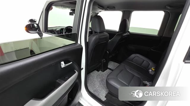 Kia The New Kia Ray 2023 Белый из Кореи, фото 2