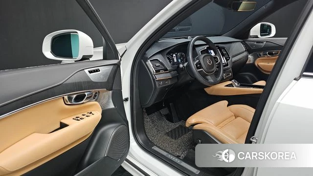 Volvo XC90 second Generation 2021 Белый из Кореи, фото 2