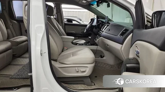 Kia The New Carnival 2020 Белый из Кореи, фото 2
