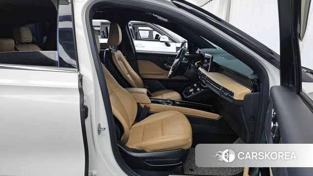 Lincoln Corsair 2022 Белый из Кореи, фото 2