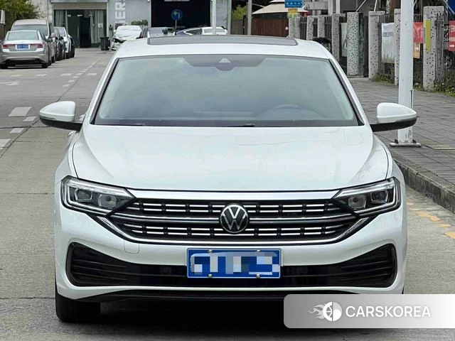 Volkswagen Sagitar 2023 Белый из Китая, фото 2