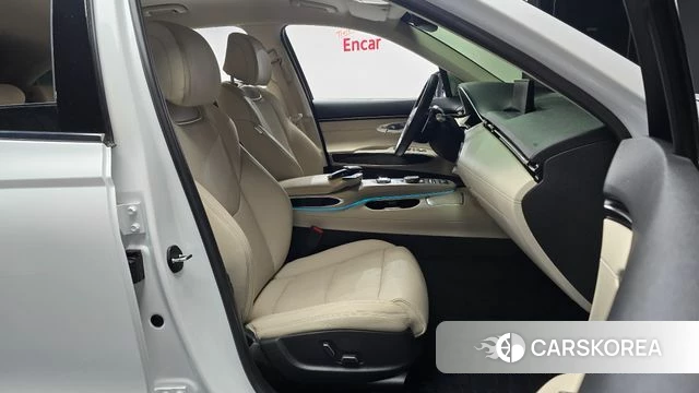 Genesis GV70 2021 Белый из Кореи, фото 2