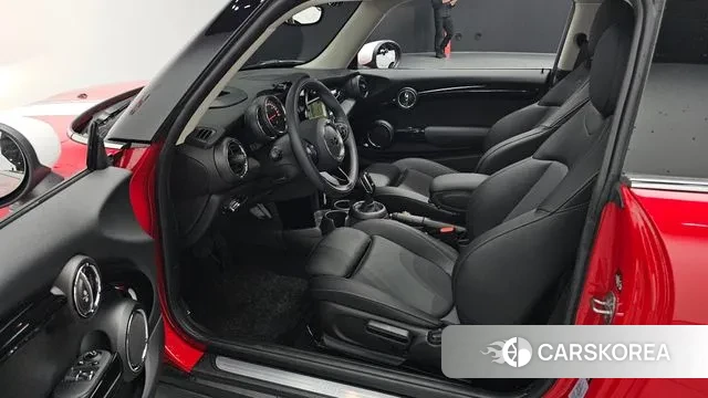 Mini Cooper 2020 Красный из Кореи, фото 2