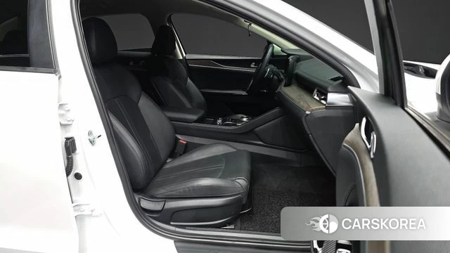 Kia K5 3rd generation 2022 Белый из Кореи, фото 2