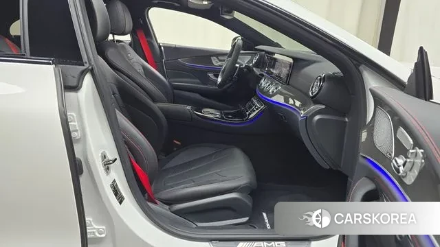 Mercedes-Benz CLS-Class C257 2023 Белый из Кореи, фото 2