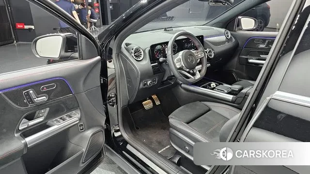 Mercedes-Benz GLA - Class H247 2023 Черный из Кореи, фото 2