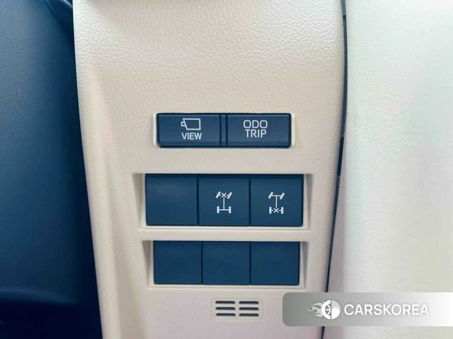 Toyota Land Cruiser (imported) 2025 Белый из Китая, фото 2