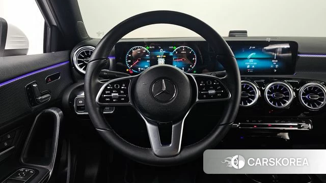Mercedes-Benz A-Class W177 2021 Белый из Кореи, фото 2