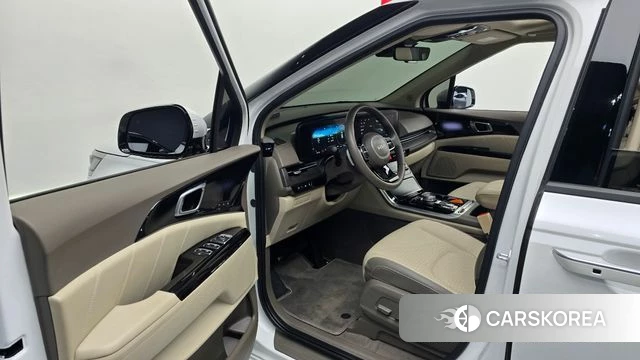 Kia Carnival 4th generation 2023 Белый из Кореи, фото 2